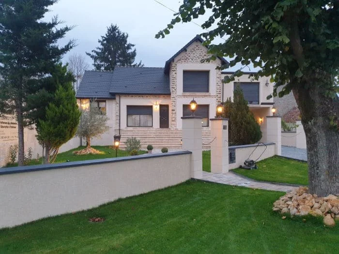 BS Couvreur — rénovation façade et toiture dans l'Oise