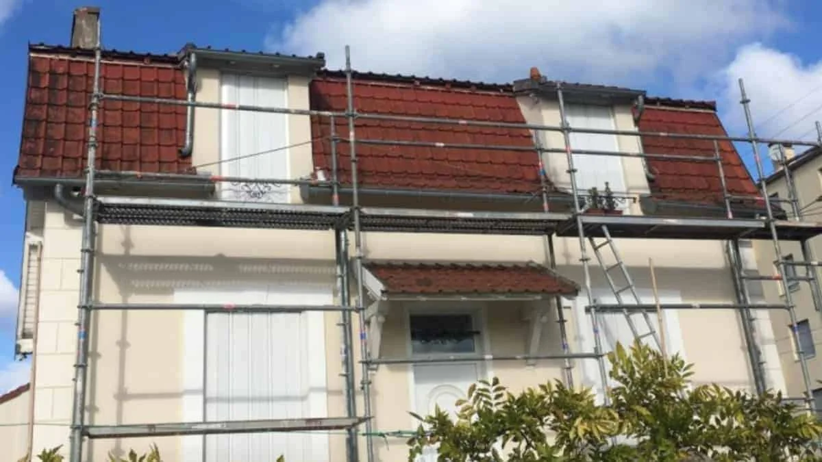 Chantier rénovation toiture en cours — BS Couvreur Beauvais