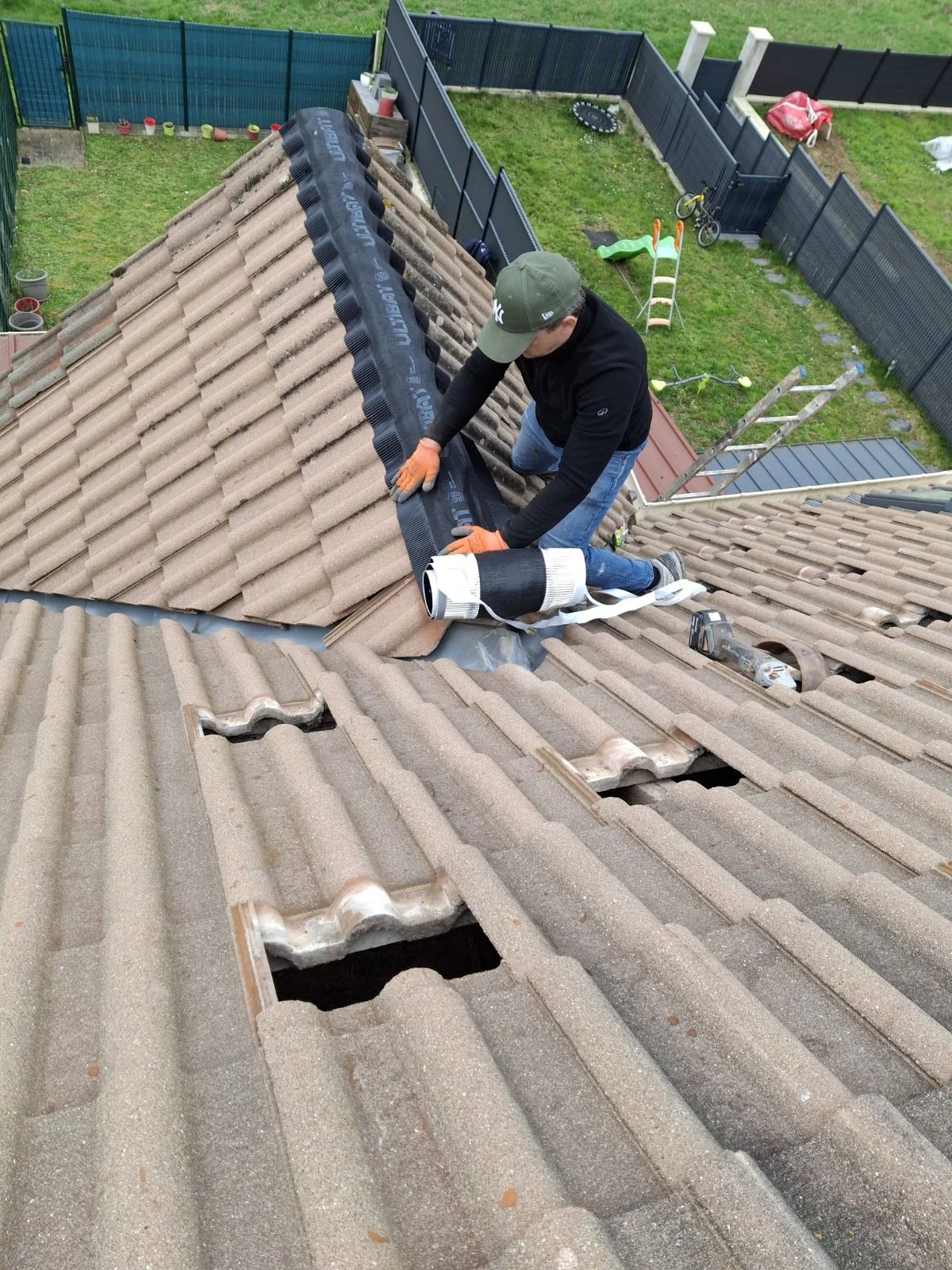 Intervention sur une lucarne et un Velux