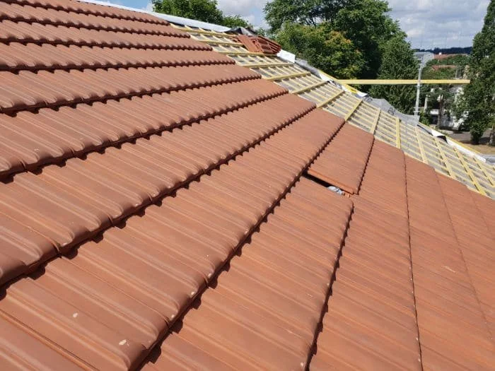 Toiture rénovée — BS Couvreur près de Bresles